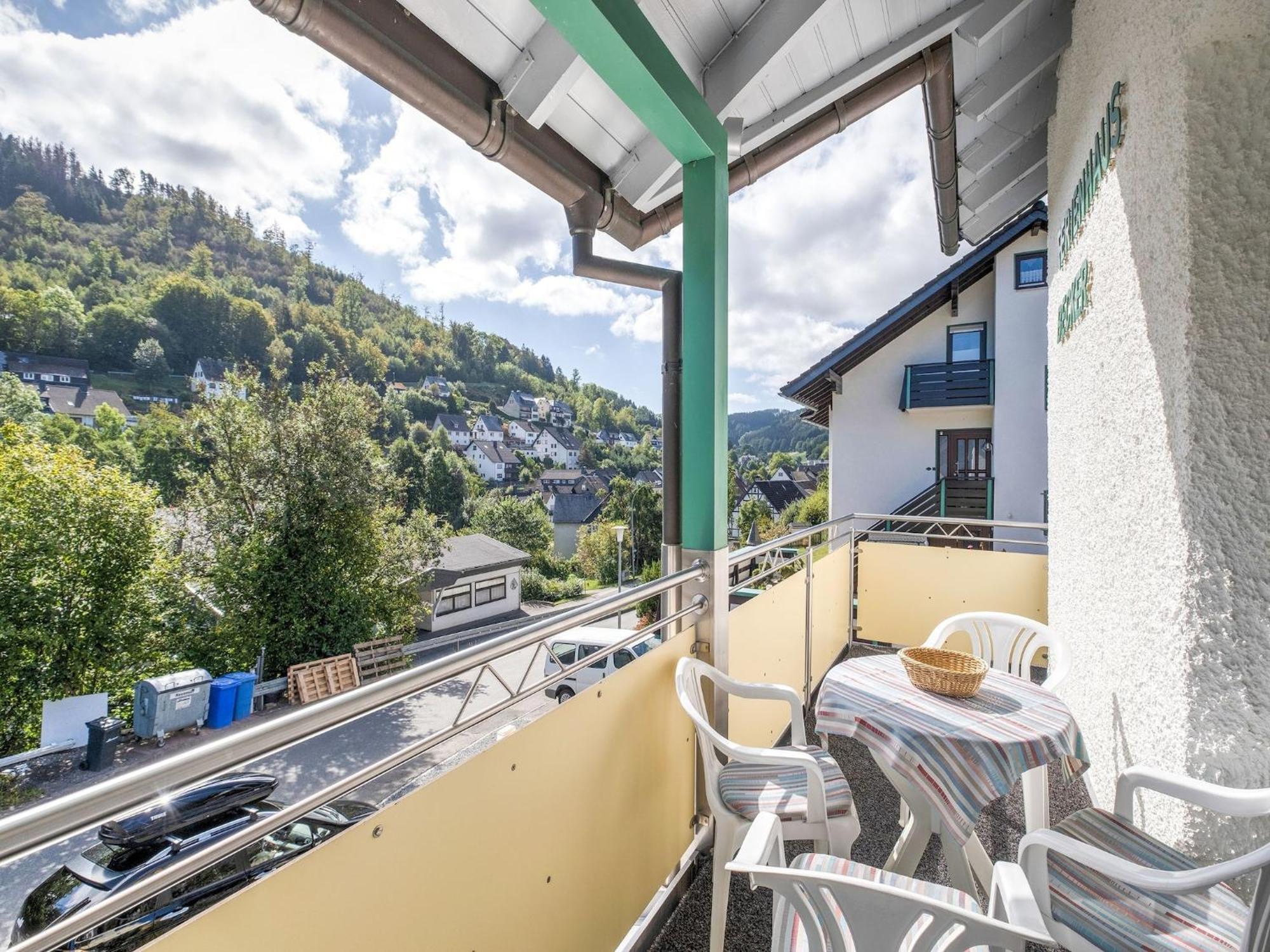 Modern Apartment In Schwalefeld With Garden فيلنغن المظهر الخارجي الصورة